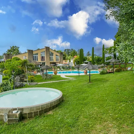 Apartment Tipologia Bilocale By Interhome
