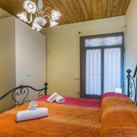 Apartment Tipologia Bilocale By Interhome